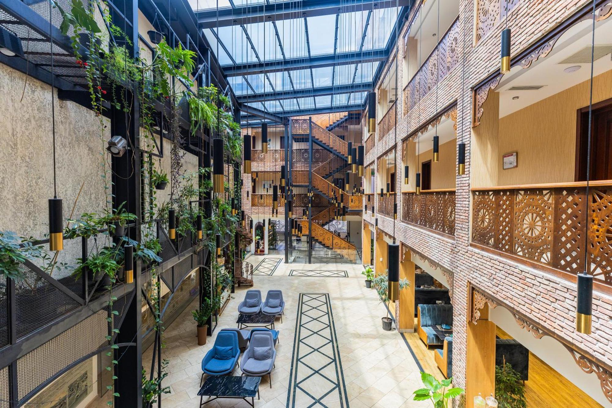 Mukhrantubani Boutique Hotel تبليسي المظهر الخارجي الصورة