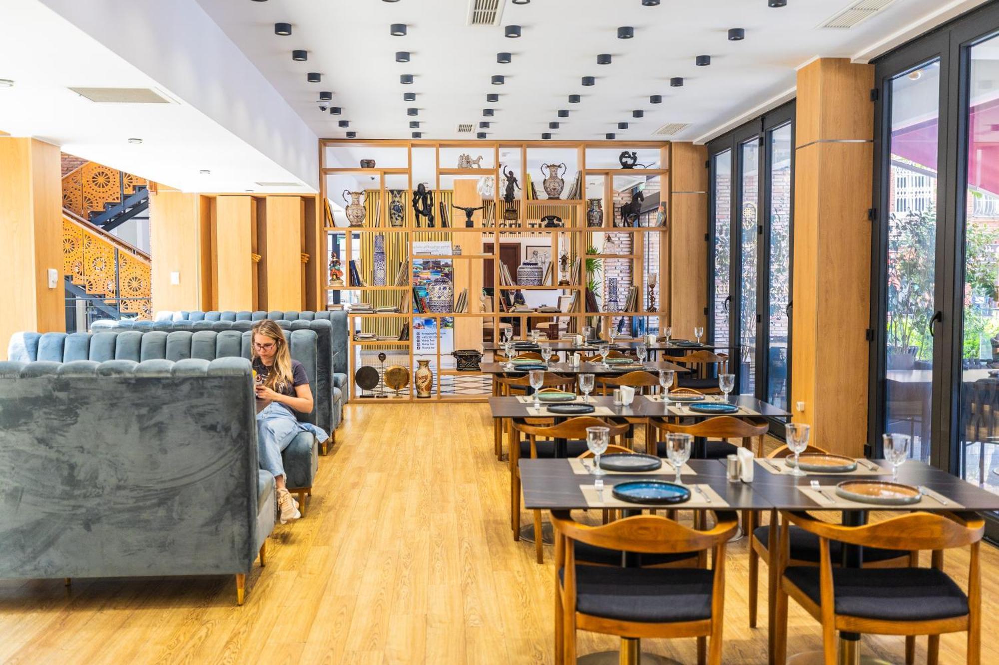 Mukhrantubani Boutique Hotel تبليسي المظهر الخارجي الصورة